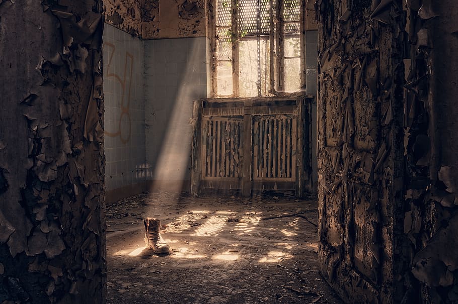 room, space, sunbeam, abandoned, empty, shoe, boots, memory HD wallpaper