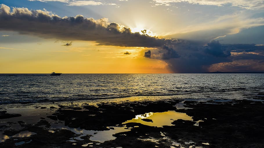 sunset, sea, dusk, sky, clouds, dramatic, nature, landscape HD wallpaper