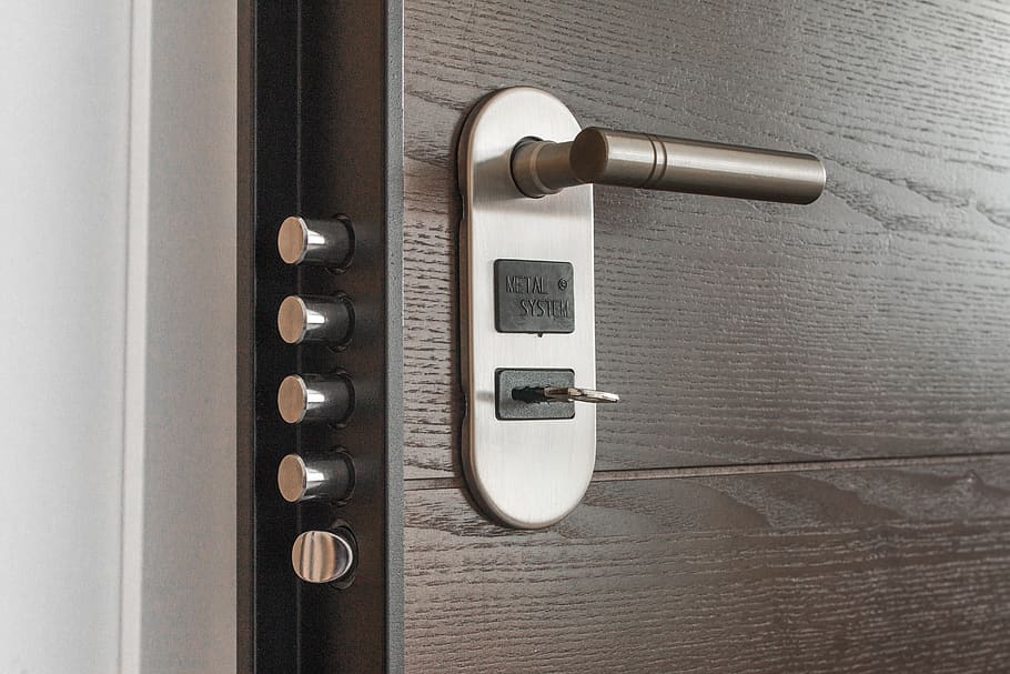 Hd Wallpaper Deadlock With Key On Hole Door Handle Keyhole Knob Metal Wallpaper Flare