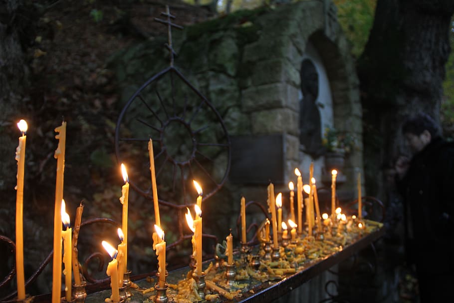 candles, prayer, vera, light, flame, religion, memory, churches HD wallpaper
