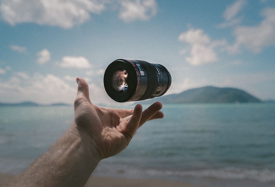 camera, lens, accessory, sea, water, hands, palm, nature, human hand HD wallpaper