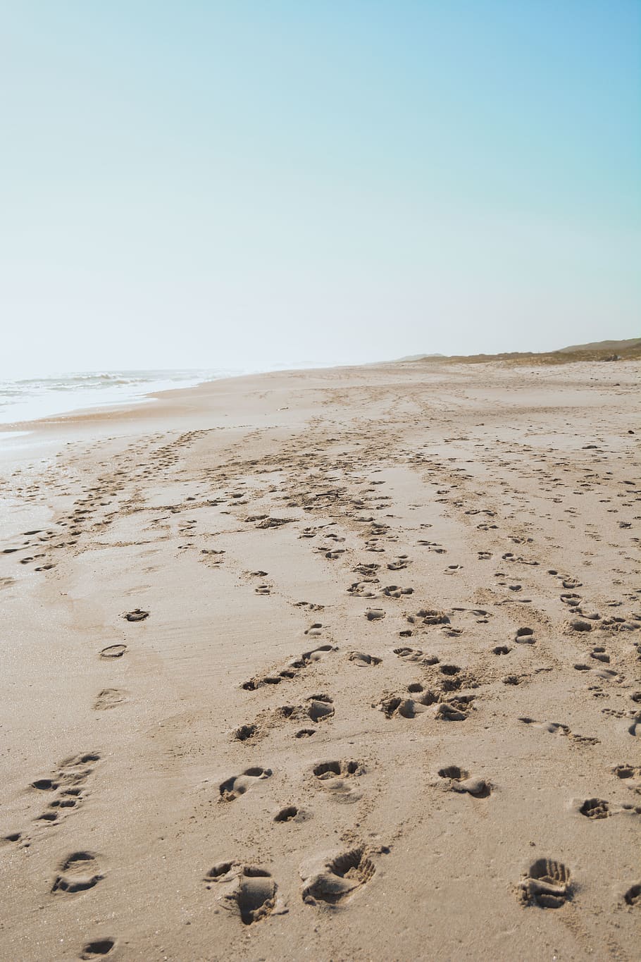 gray beach sand, footprint, grey, outdoors, nature, rug, soil HD wallpaper