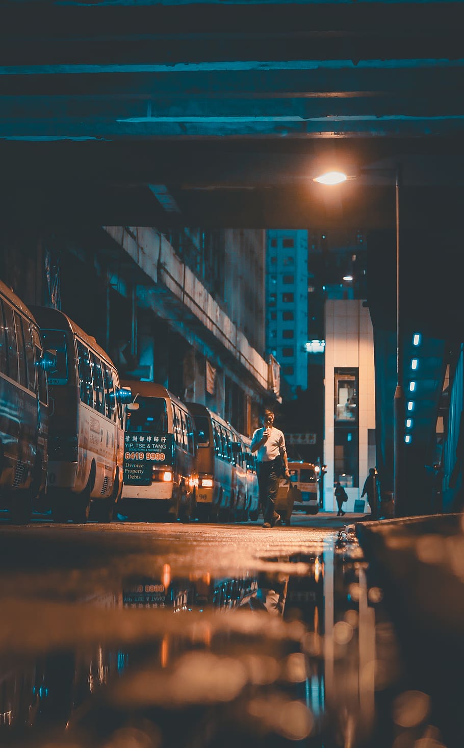 man passing road, illuminated, mode of transportation, built structure HD wallpaper
