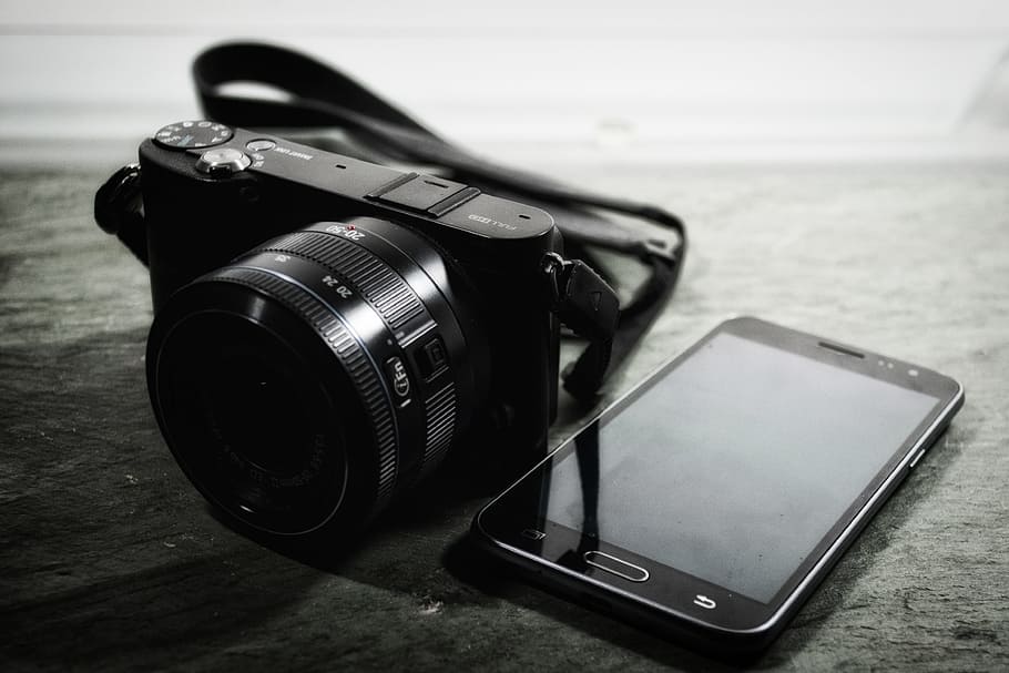 Bridge Camera Beside Samsung Smartphone, android phone, black HD wallpaper