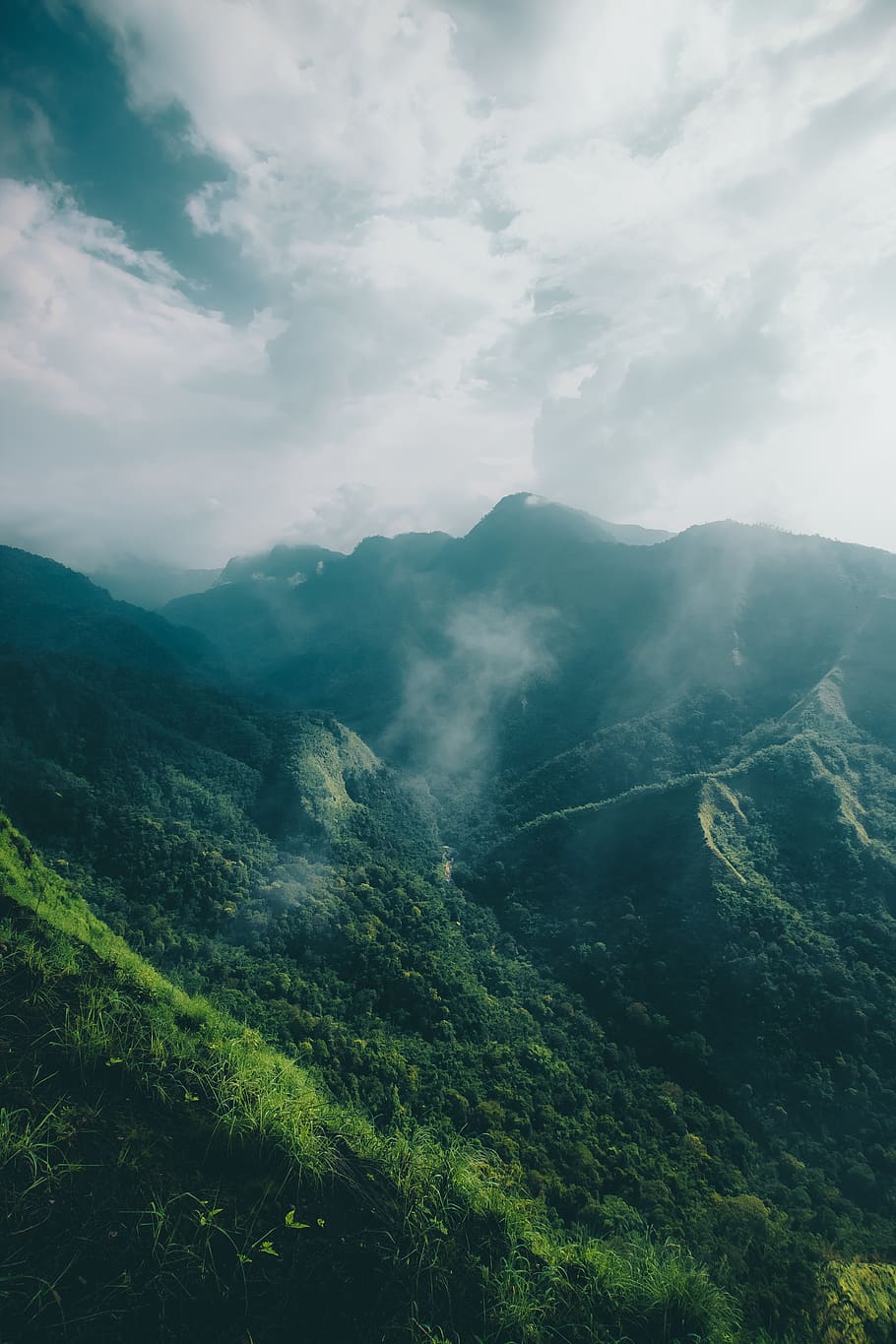 green mountain peak, nature, outdoors, mountain range, scenery HD wallpaper