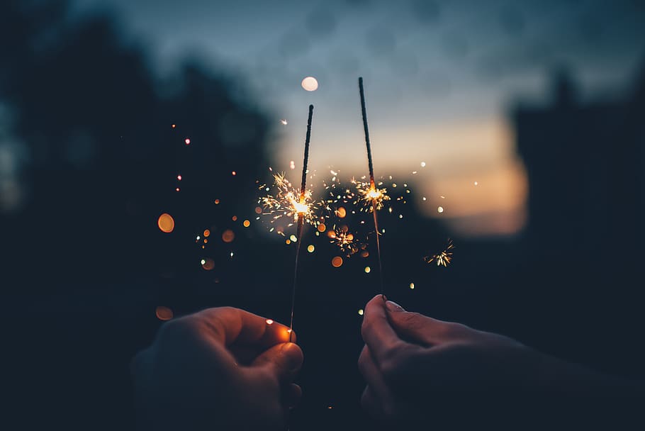 dark, fireworks, hands, lights, macro, sparklers, sparks, human hand HD wallpaper