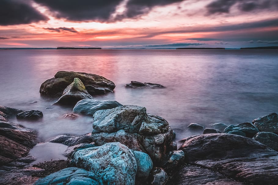 rock formation near seashore view, water, cloud - sky, beauty in nature HD wallpaper
