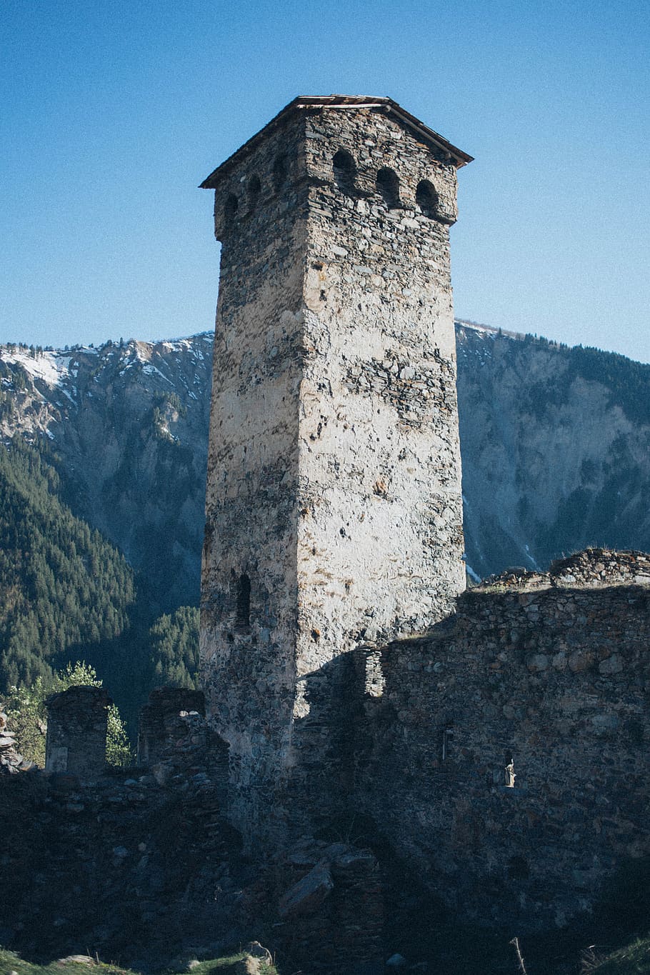 Gray Concrete Tower, architecture, building, castle, daylight HD wallpaper