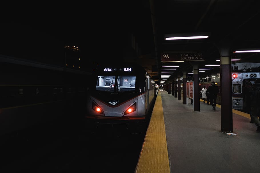 train, night, amtrak, vanishing point, perspective, lights HD wallpaper