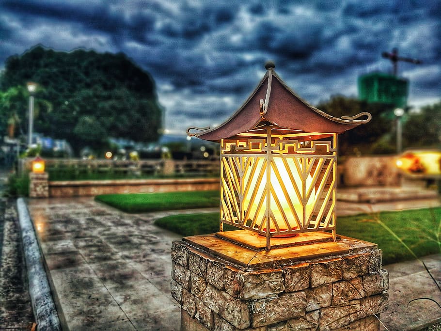Turned on Garden Light, clouds, illuminated, lamp posts, lamps HD wallpaper