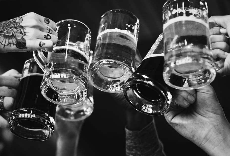 Grayscale Photo of People Cheers Glasses, alcoholic beverage, HD wallpaper