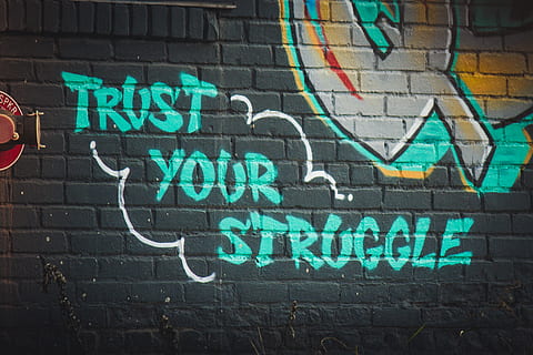 green trust your struggle graffiti, cleveland, united states HD wallpaper