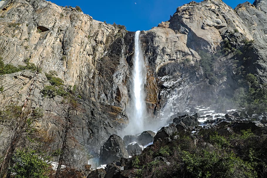 Bridalveil fall Waterfall in California, rock, scenics - nature, HD wallpaper