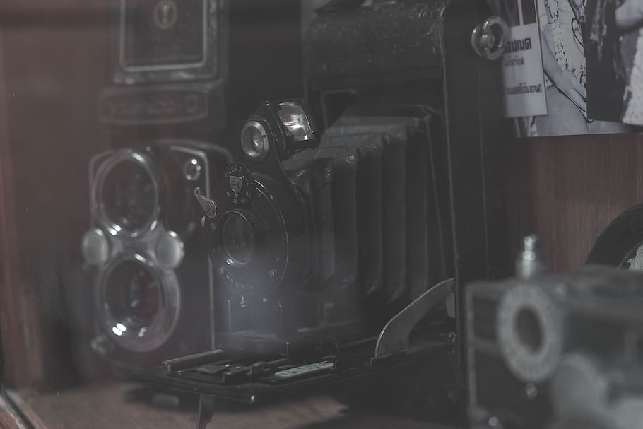 indoors, retro styled, close-up, technology, antique, machinery HD wallpaper