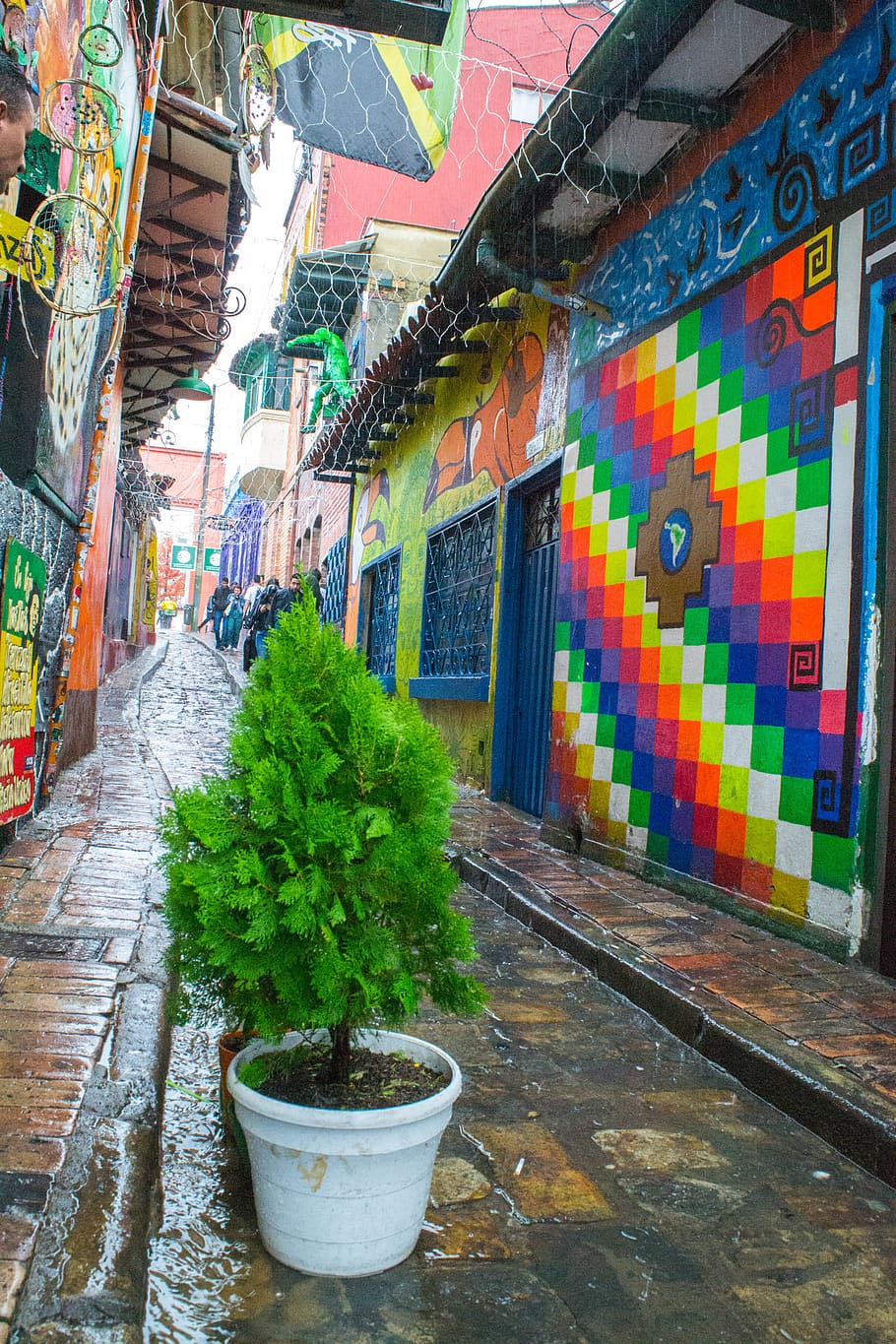 path, walkway, bogota, street, town, building, road, city, urban HD wallpaper
