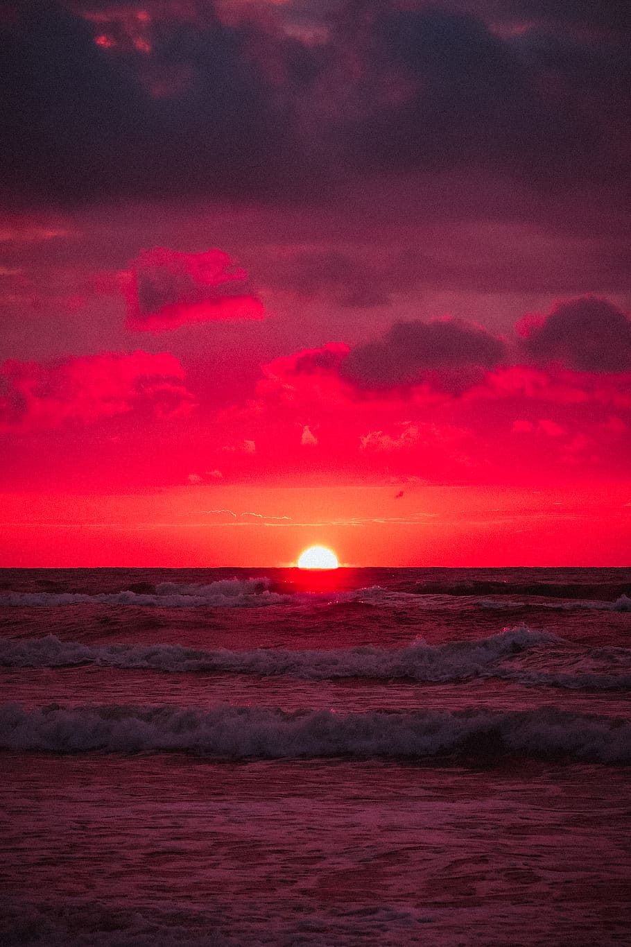 Sea With Waves during Sunset, backlit, beach, beauty, clouds HD wallpaper
