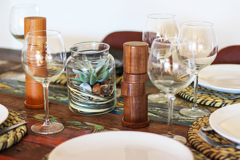 five clear wine glasses on table, drinking glass, wineglass, plate HD wallpaper
