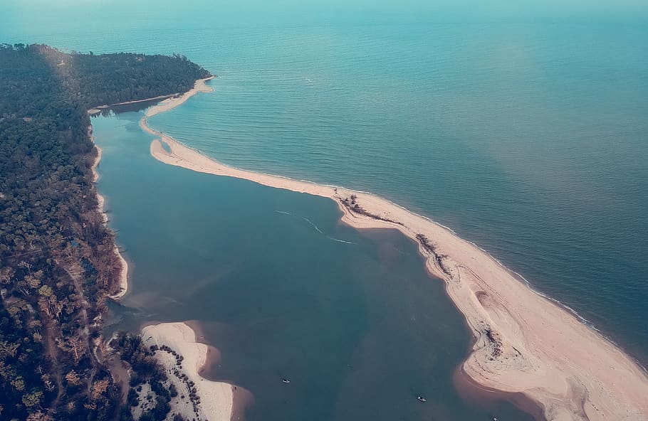 Above Ground Photo of Body of Water on Daytime, bay, beach, daylight HD wallpaper