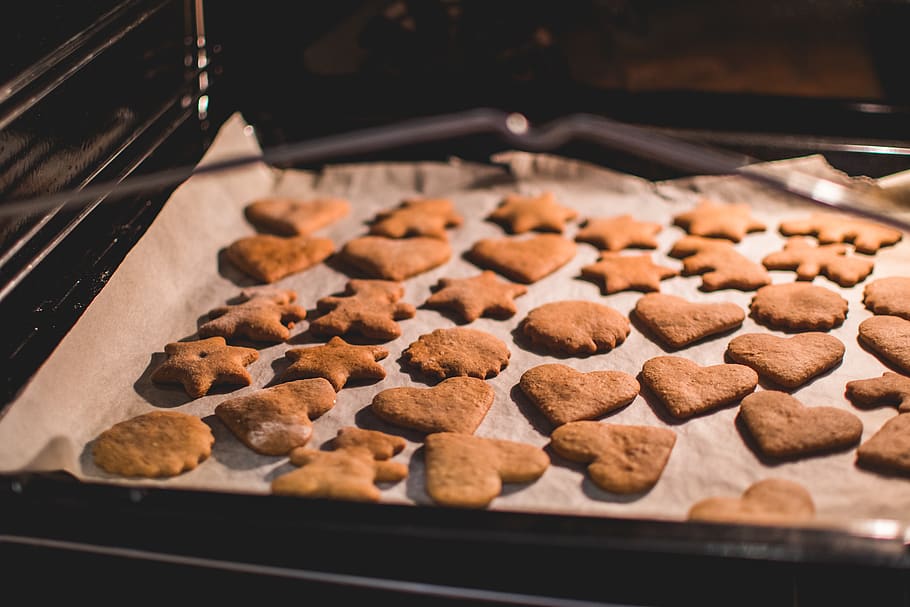 biscuits on black tray, food, food and drink, freshness, baked HD wallpaper