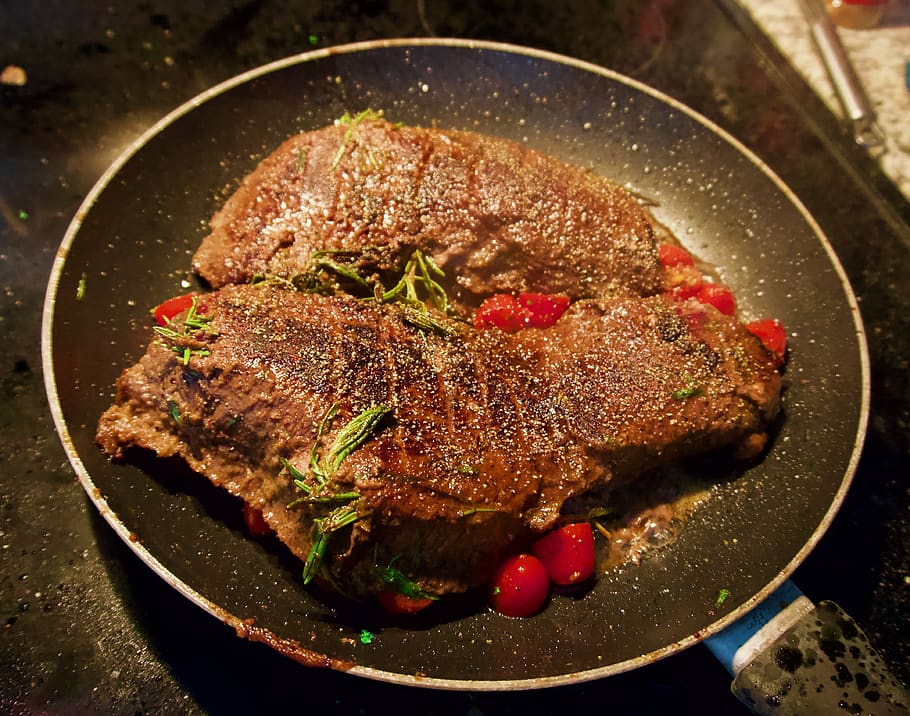 steak, tomatoes, food, seared, parsley, meal, dinner, food and drink HD wallpaper