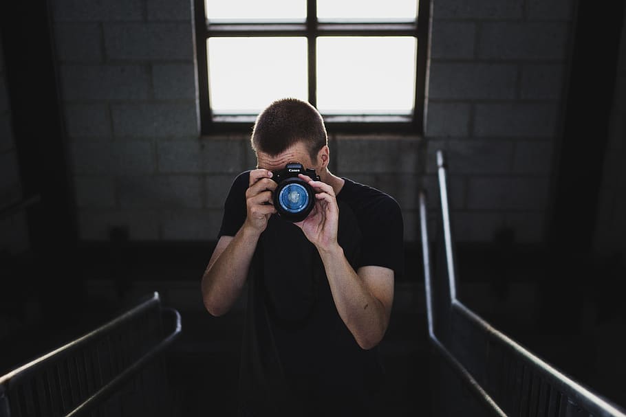 Male Photographer, technology, camera, man, photography, one person HD wallpaper
