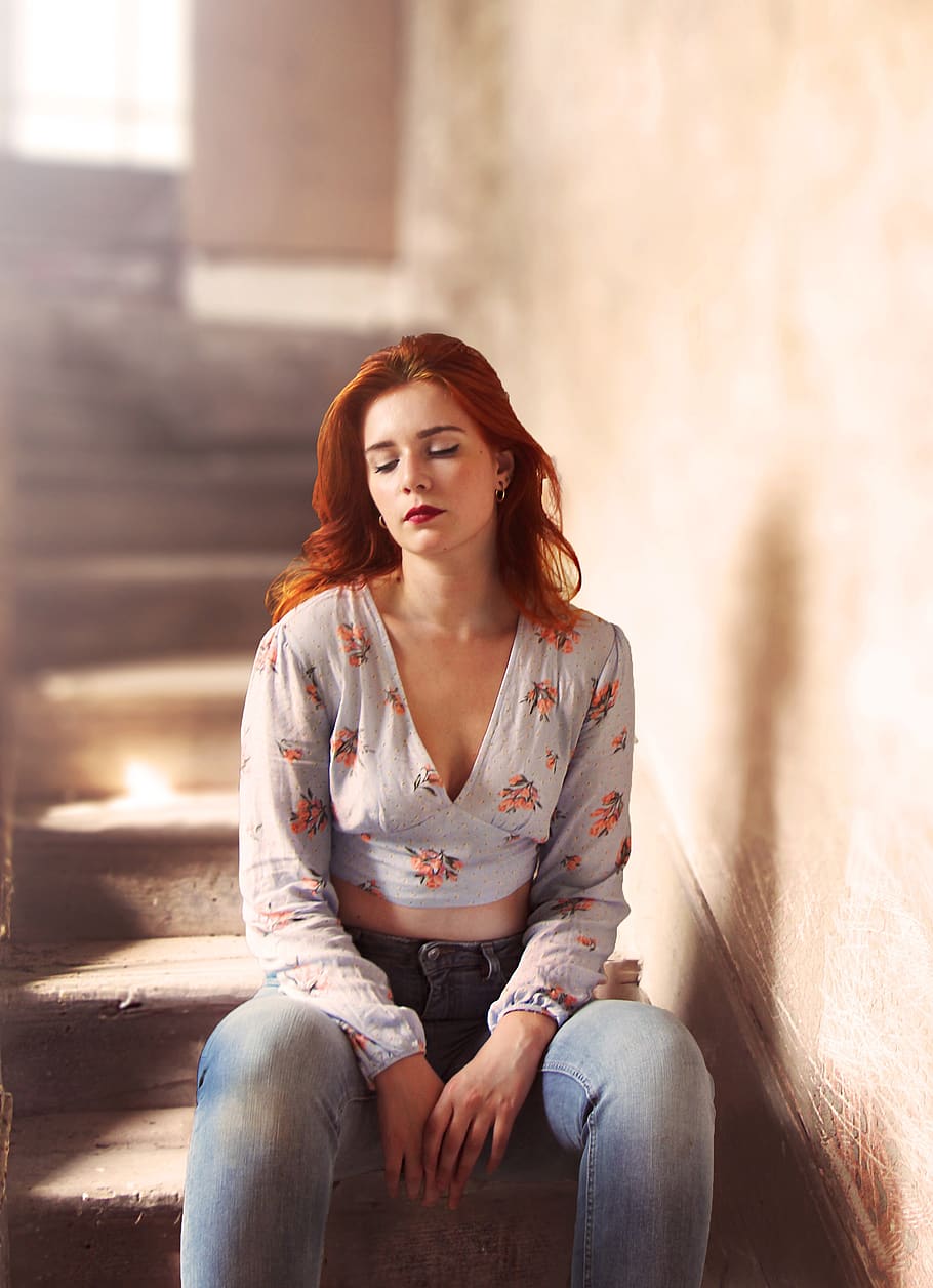 sadness, staircase, model, markets, urbex, abandoned places HD wallpaper
