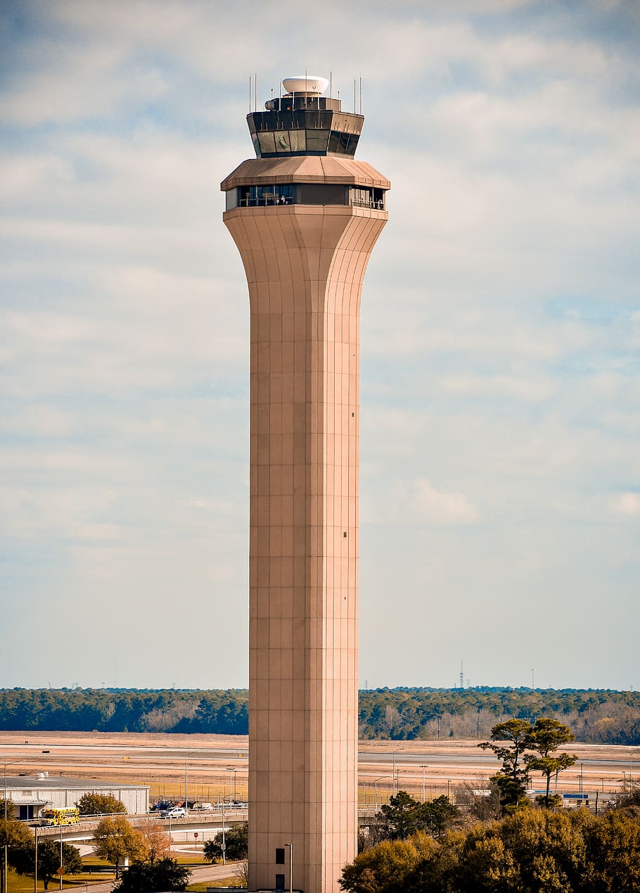 brown control tower under grey sky at daytime, cloud - sky, architecture HD wallpaper