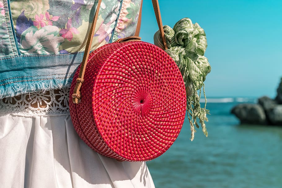 Red Bag, accessory, craft, design, rattan, stylish, woven, water HD wallpaper