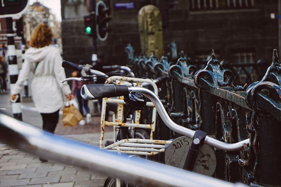 amsterdam, netherlands, old, bikes, cycle, rust, one person HD wallpaper