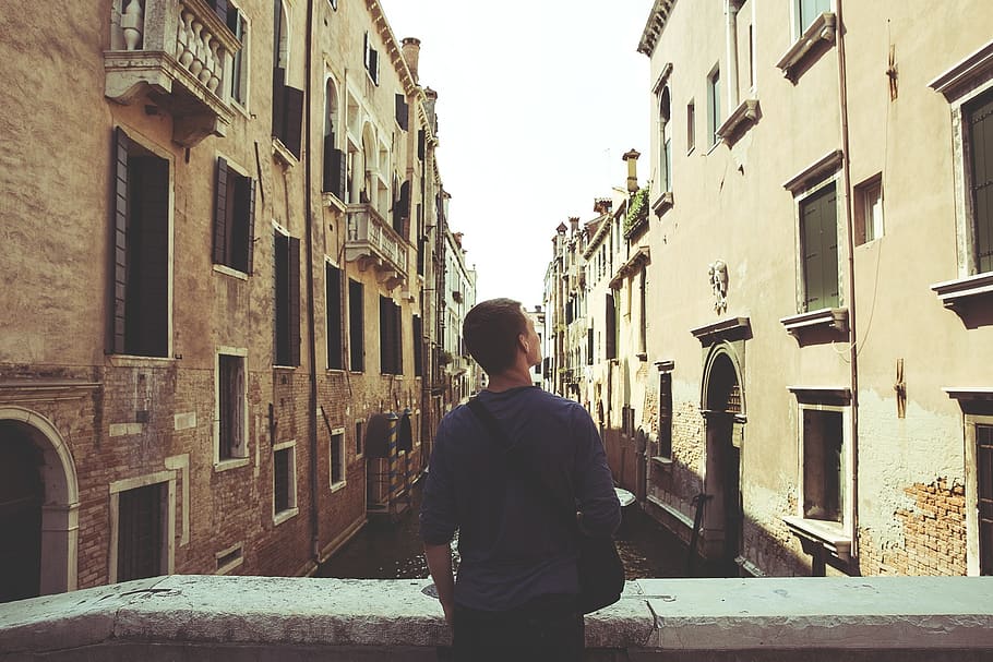 young, guy, man, people, bridge, water, venice, italy, houses HD wallpaper