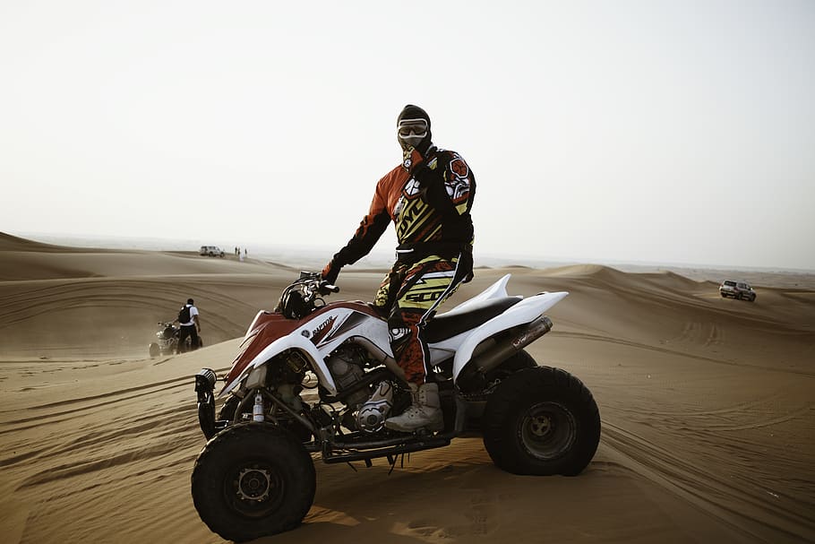 Man on ATV sand dunes, human, person, motorcycle, vehicle, transportation HD wallpaper