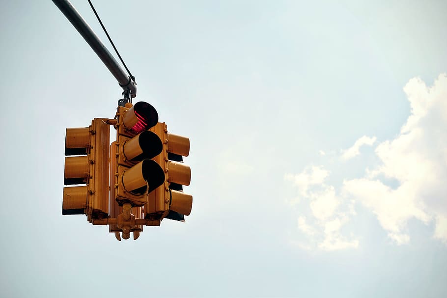 traffic, light, intersection, city, sky, clouds, sunshine, summer HD wallpaper