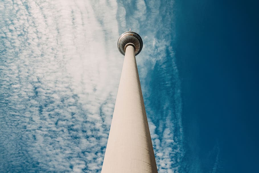 gray steel post under sky, minimal, architecture, architectural HD wallpaper