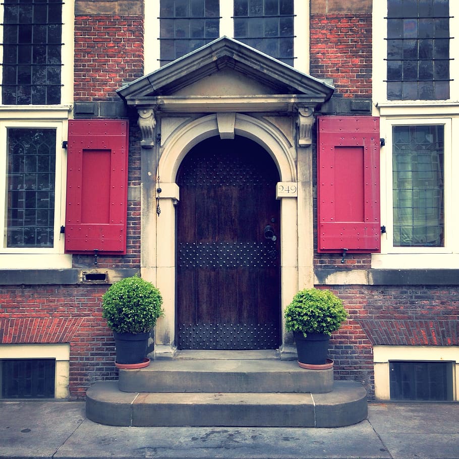Closed Door, architecture, bricks, building, facade, windows HD wallpaper