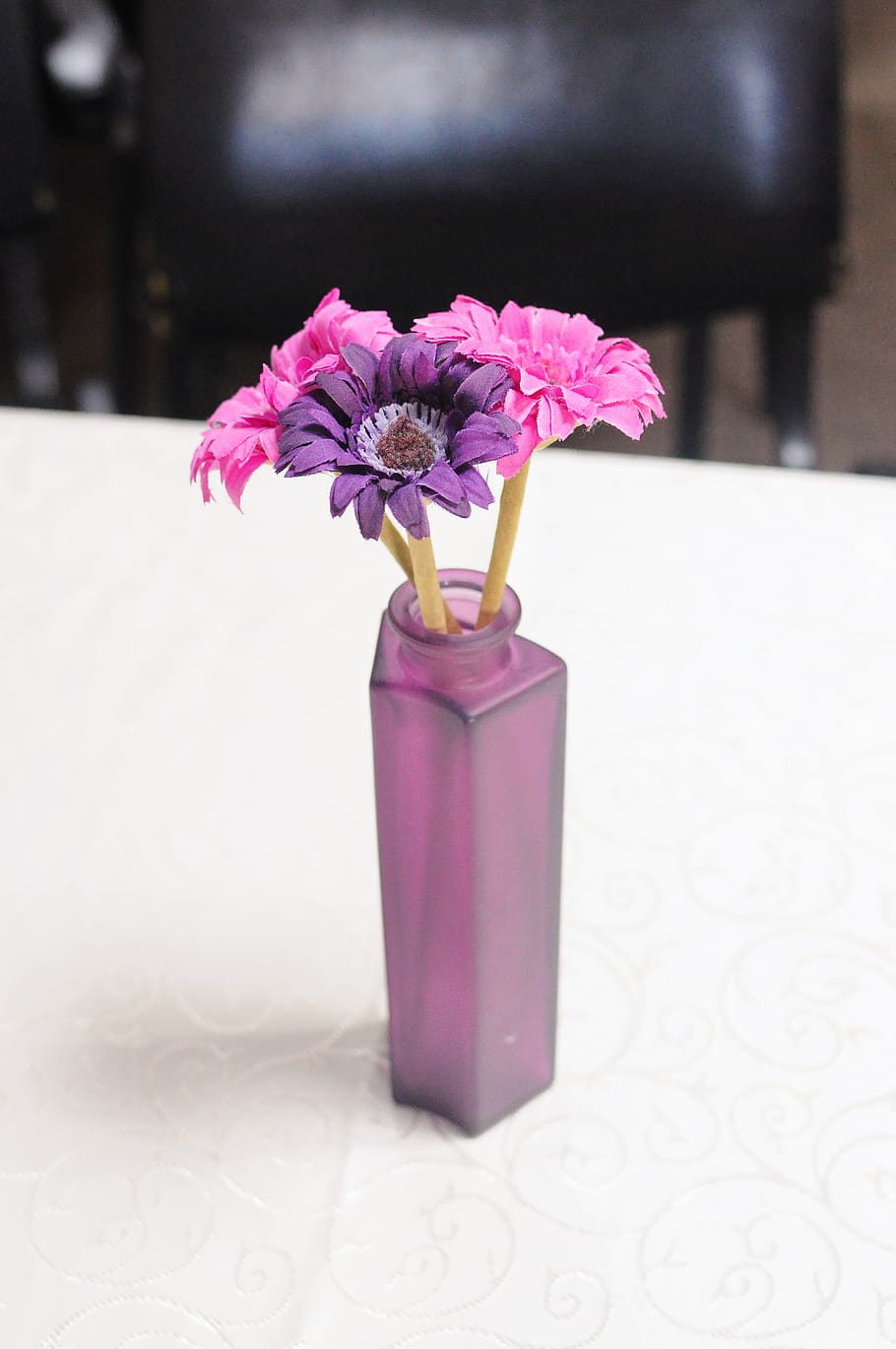 vase, artificial, flower, pink, decoration, plastic, table HD wallpaper