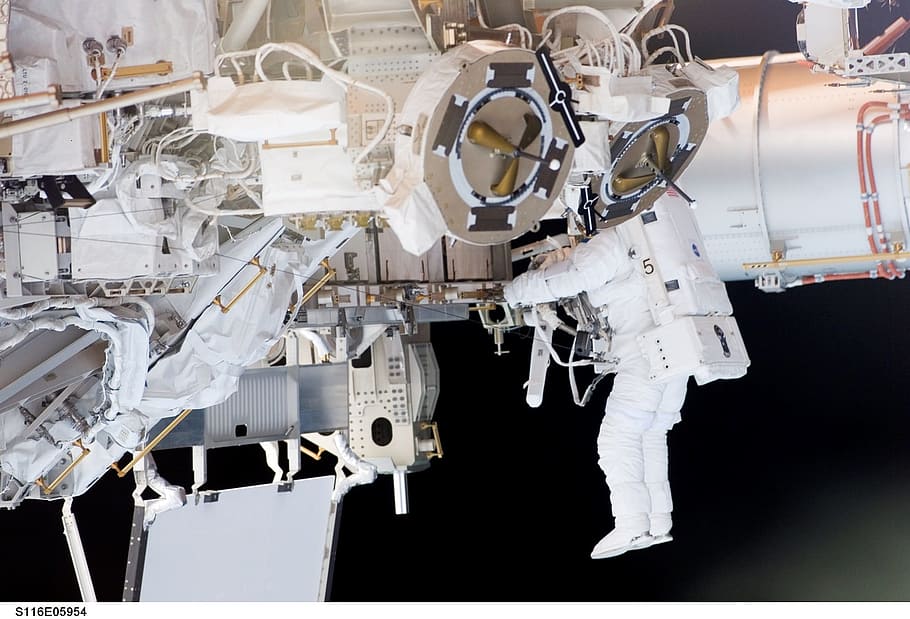 space, astronaut, scientist, mission, nasa, lunar, gravity HD wallpaper