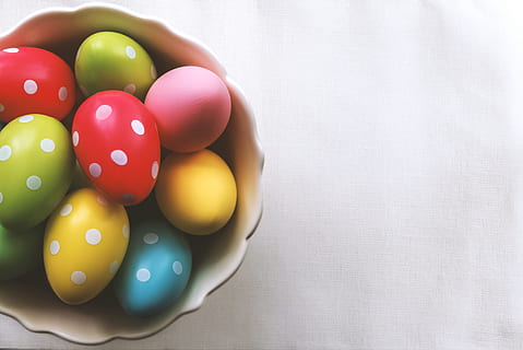 Happy Easter! A bowl full of Easter eggs., multi colored, indoors HD wallpaper