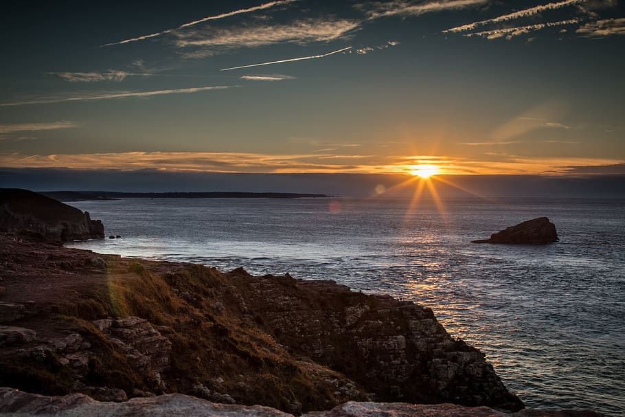 sea, sun, lying, edge, france, brittany, sky, water, beauty in nature HD wallpaper