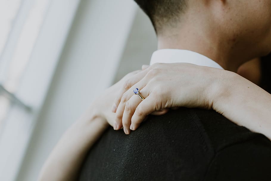 engaged, couples, romance, hands, sapphire, engagement ring HD wallpaper
