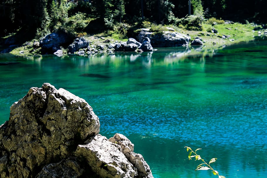 green river, rock, water, karersee, italy, nature, ocean, outdoors HD wallpaper