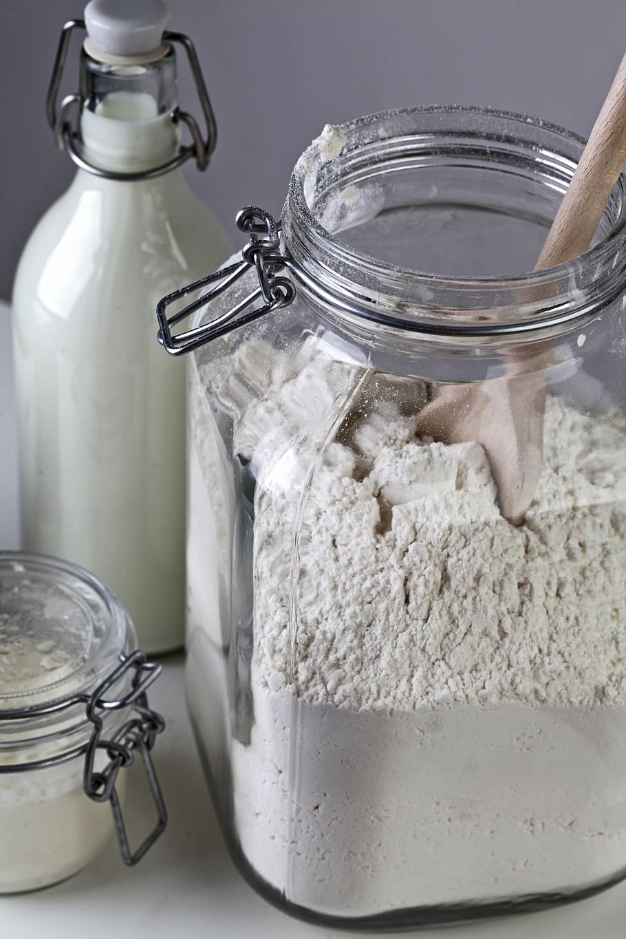 clear glass container, flour, food, powder, jar, confectionery HD wallpaper