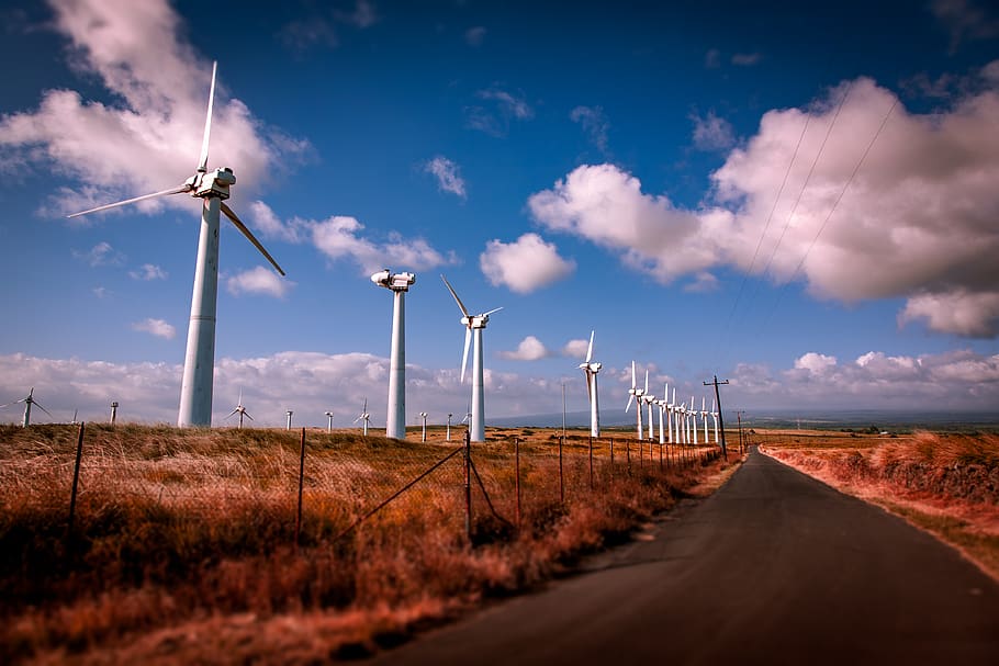 Perfect wind. Ветровая энергия для городской окружающей среды. Ветряная турбина завод. Фото электроэнергия Unspalsh. Ветряная турбина.