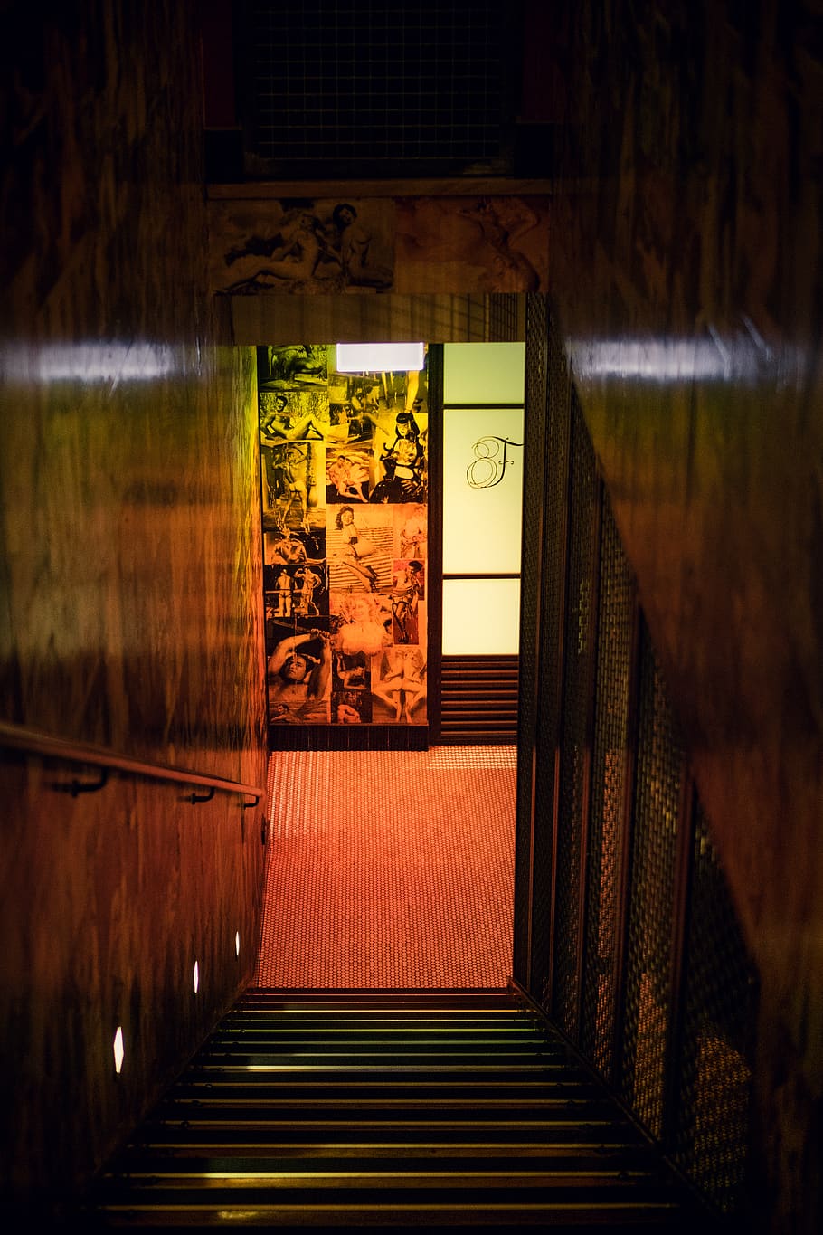 brown stair inside room, banister, handrail, art, corridor, floor HD wallpaper