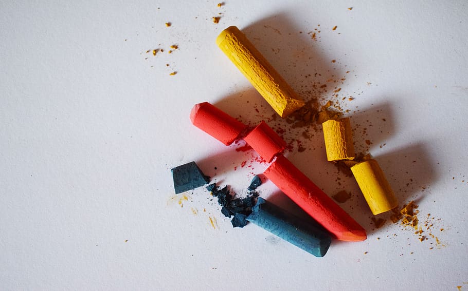 Blue, Red, and Yellow Chalk, art, broken, color, colorful, colour HD wallpaper