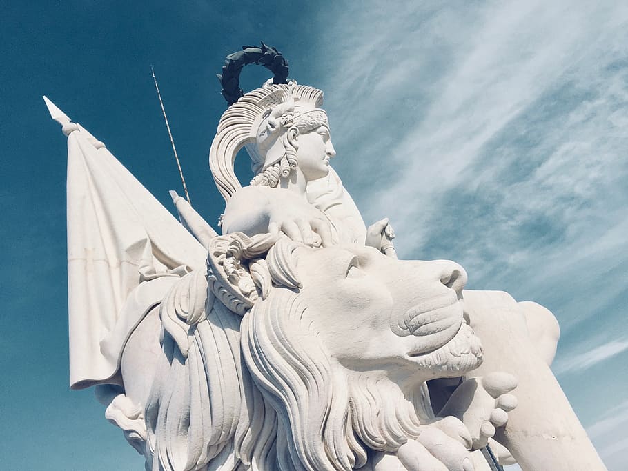 man and lion statue, art, sculpture, lisbon, grey, monument, water HD wallpaper