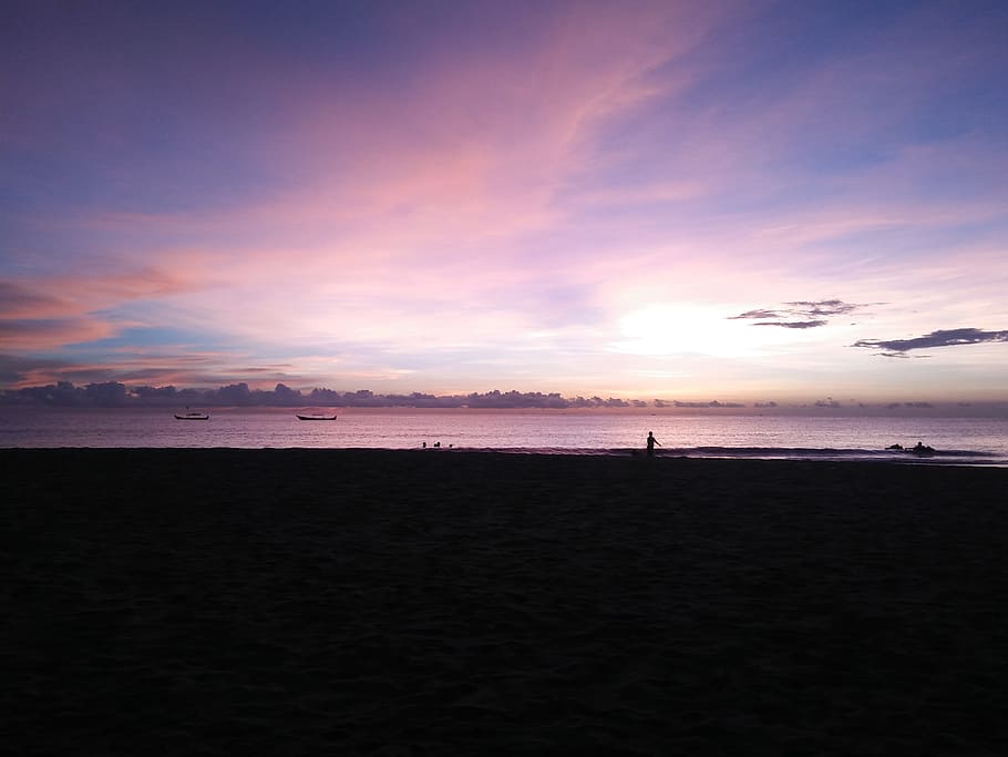 Silhouette Photography of People on Seashore, backlit, beach HD wallpaper