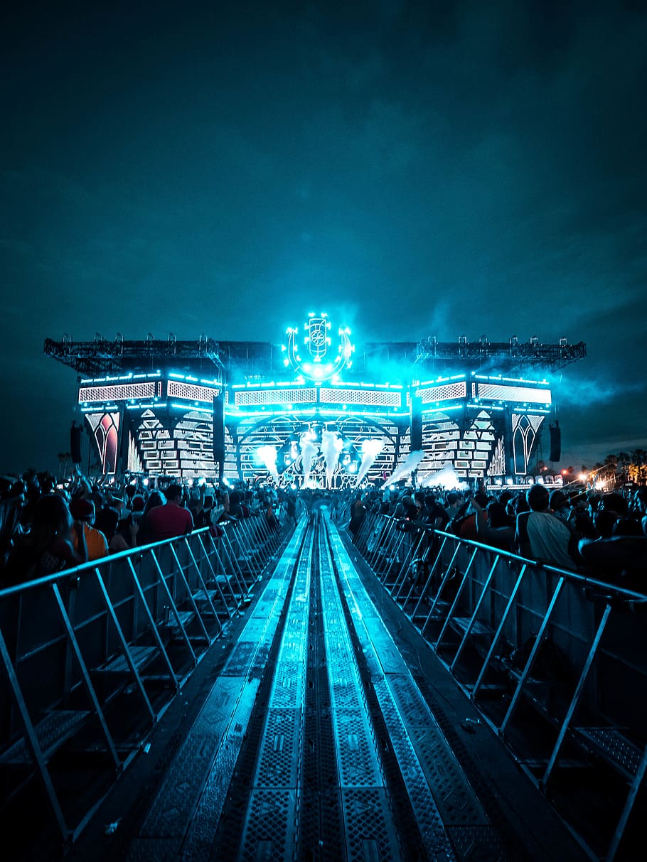 people watching concert, illuminated, architecture, night, sky HD wallpaper