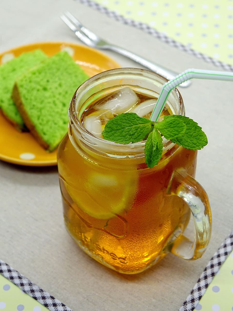 Filled Mason Jar Mug Near Brown Saucer, beverage, cake, chilled HD wallpaper
