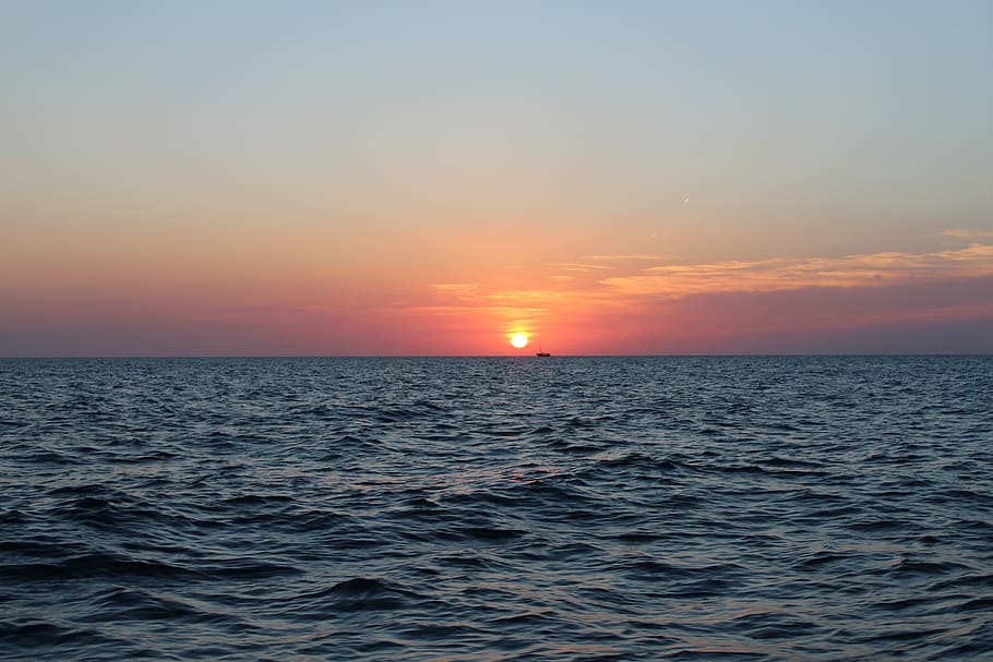 sunset, water, sea, dawn, sky, scenics - nature, beauty in nature HD wallpaper
