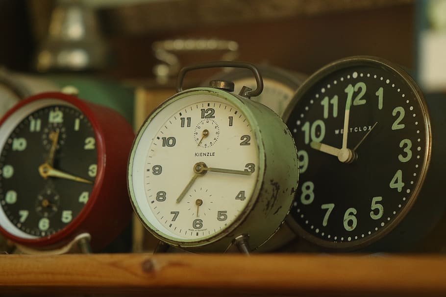 clocks, time, hours, pointer, minutes, old, nostalgia, movement HD wallpaper